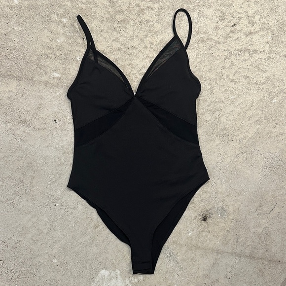 Zara Elegant Black Bodysuit - Picture 1 of 7